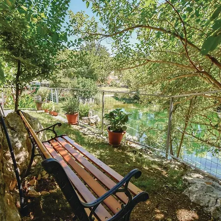 Pet Friendly In With Wifi Сasa de vacaciones Grab