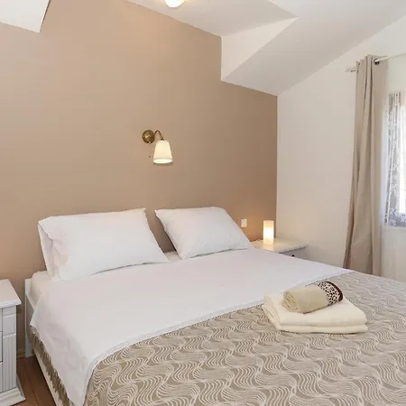 Pet Friendly In With Wifi Сasa de vacaciones